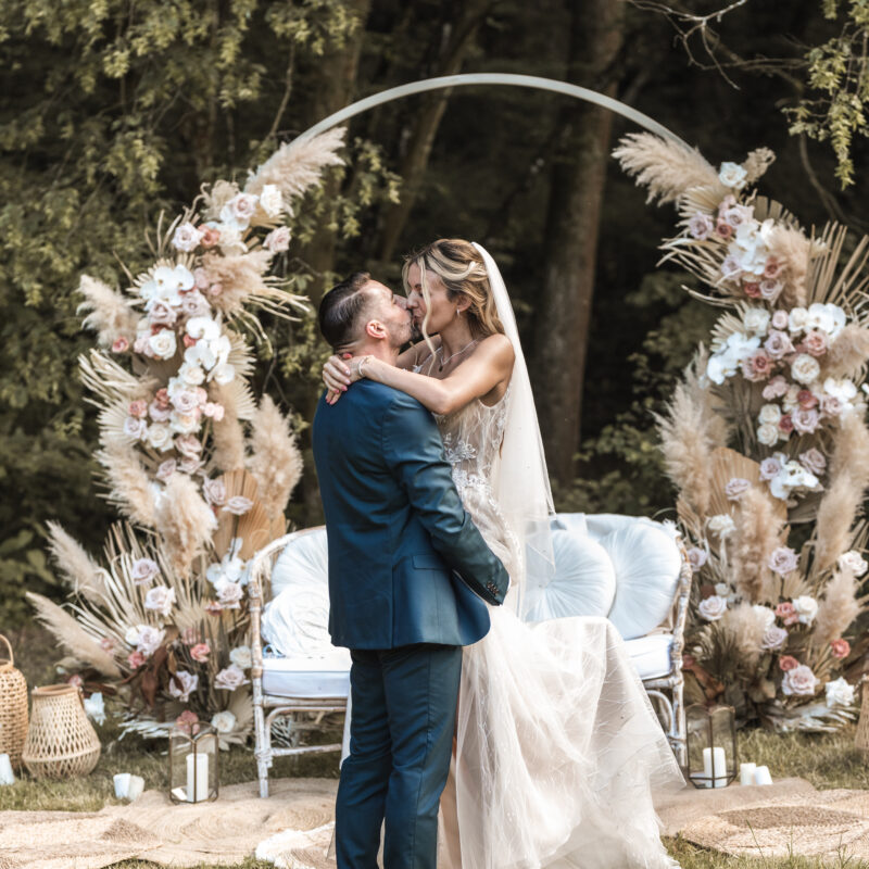 Wendy et François – Logis-hôtel La Cascade
